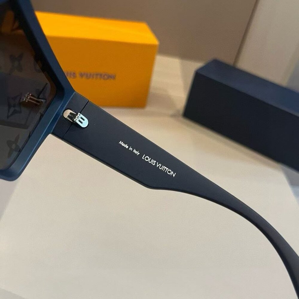 🌞Louis Vuitton Sunglasses - Picture 8 of 9